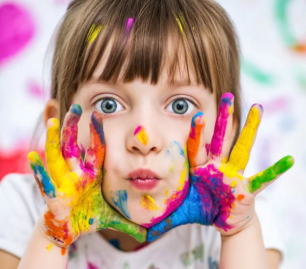 Дети в мини-саду Игры Разума